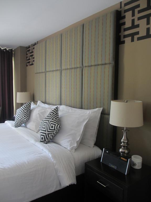The Theodore Hotel タガイタイ エクステリア 写真